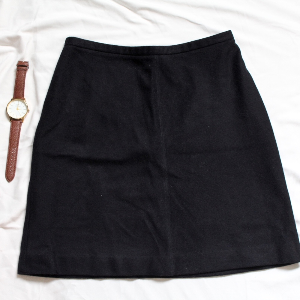 Banana Republic Black Mini Wool Skirt 0